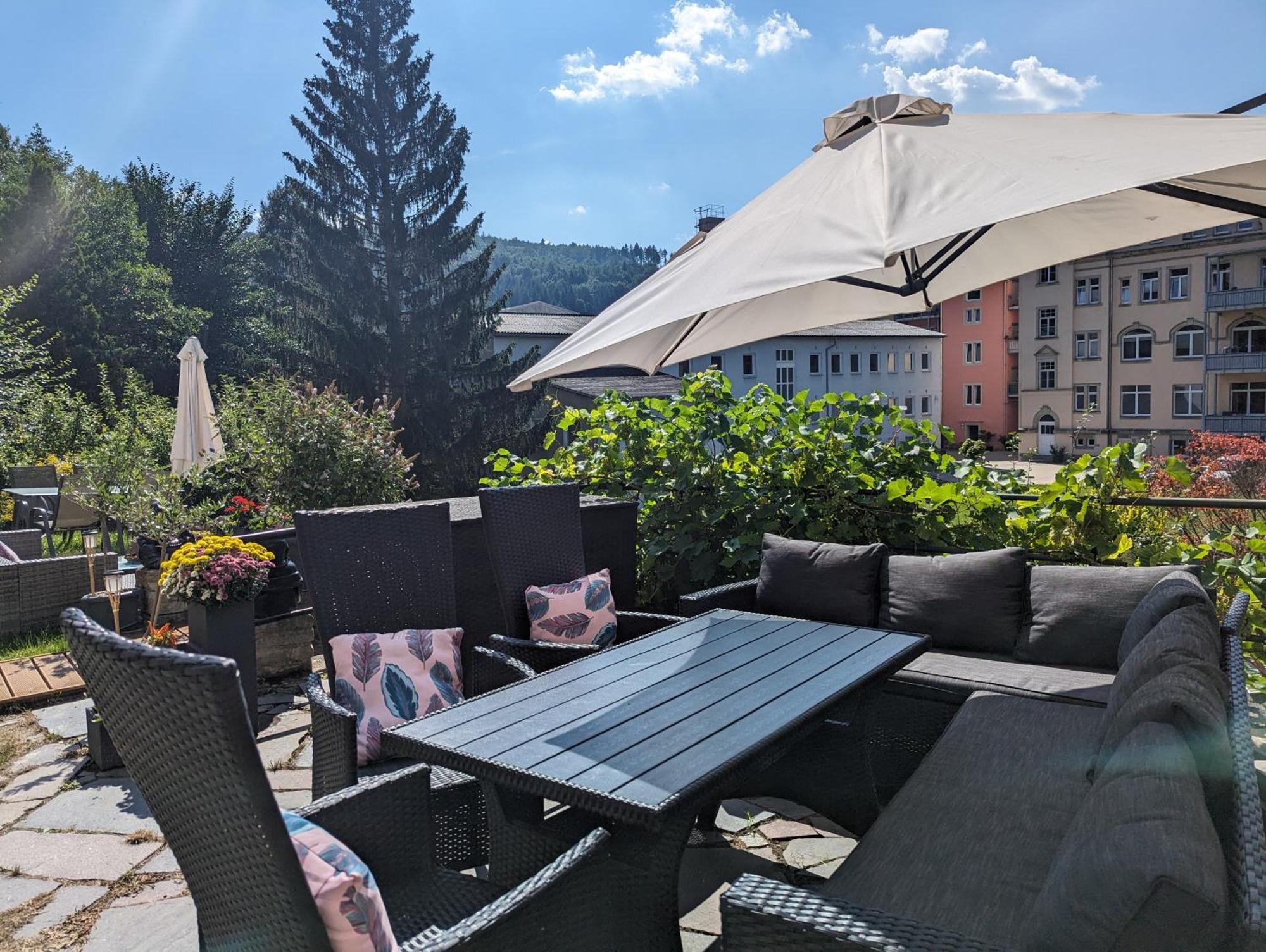 F2 - Urlaubsmagie Sauna, Whirlpool, Pool & Garten Sebnitz Exterior photo